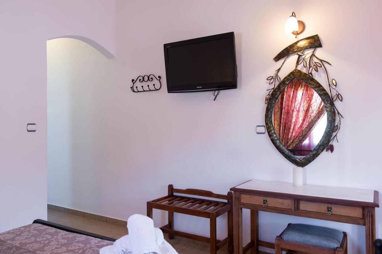 Aristeides - Moscha Apartments Platis Gialos  Exterior photo